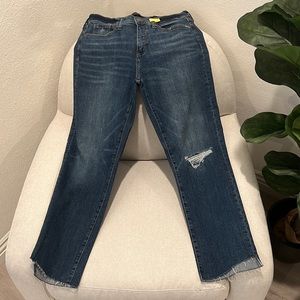 The banana republic girlfriend size 30